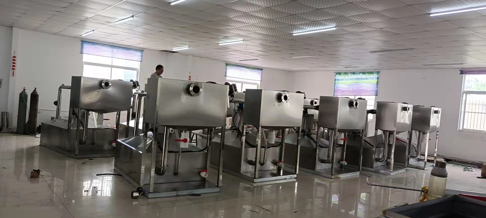 油水分离器
