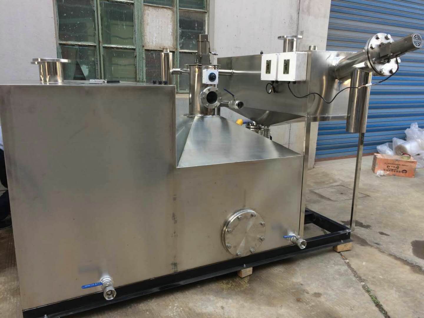 油水分离器