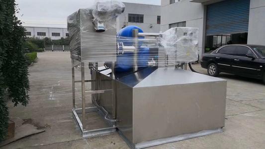 油水分离器