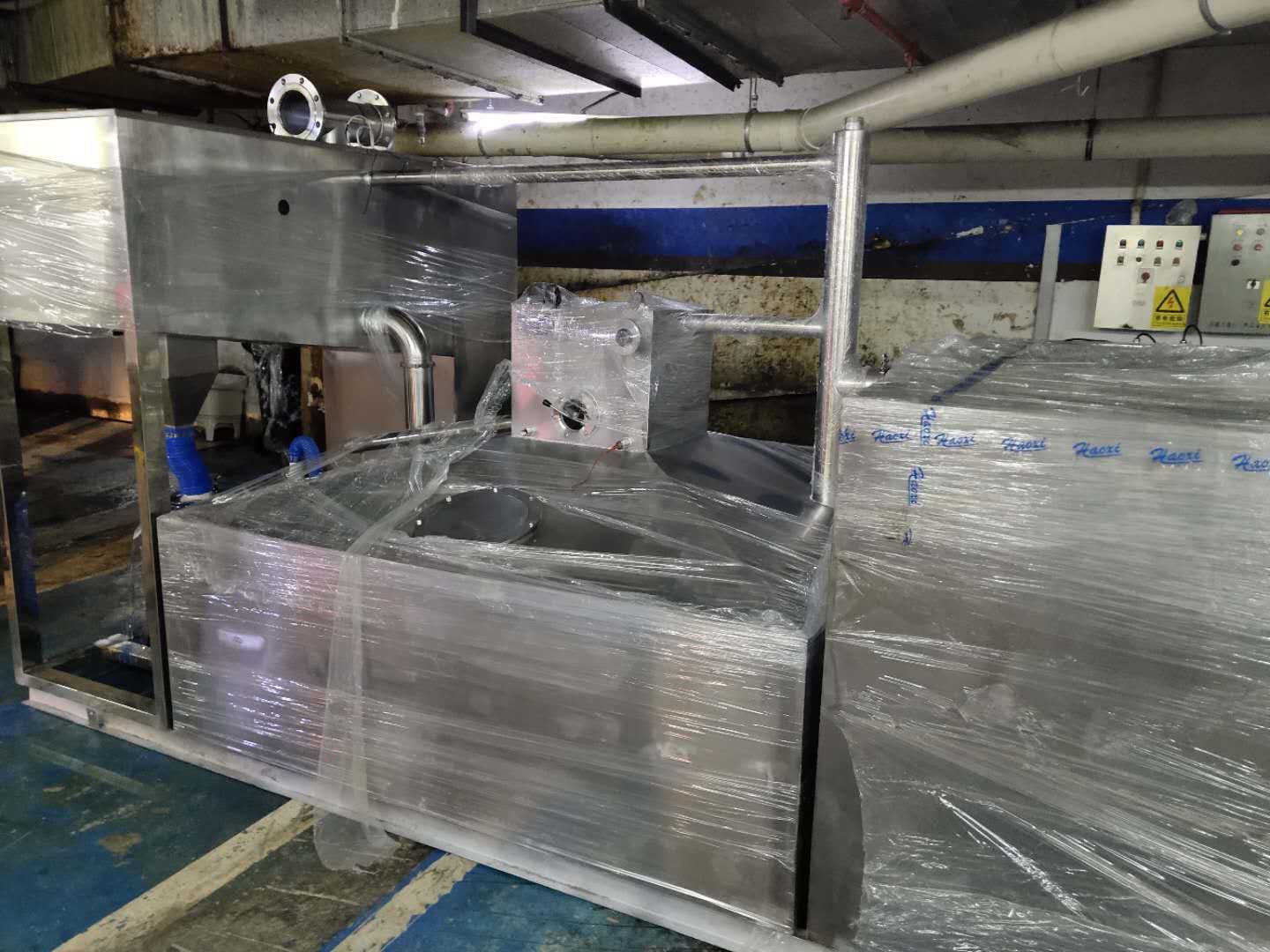 油水分离器